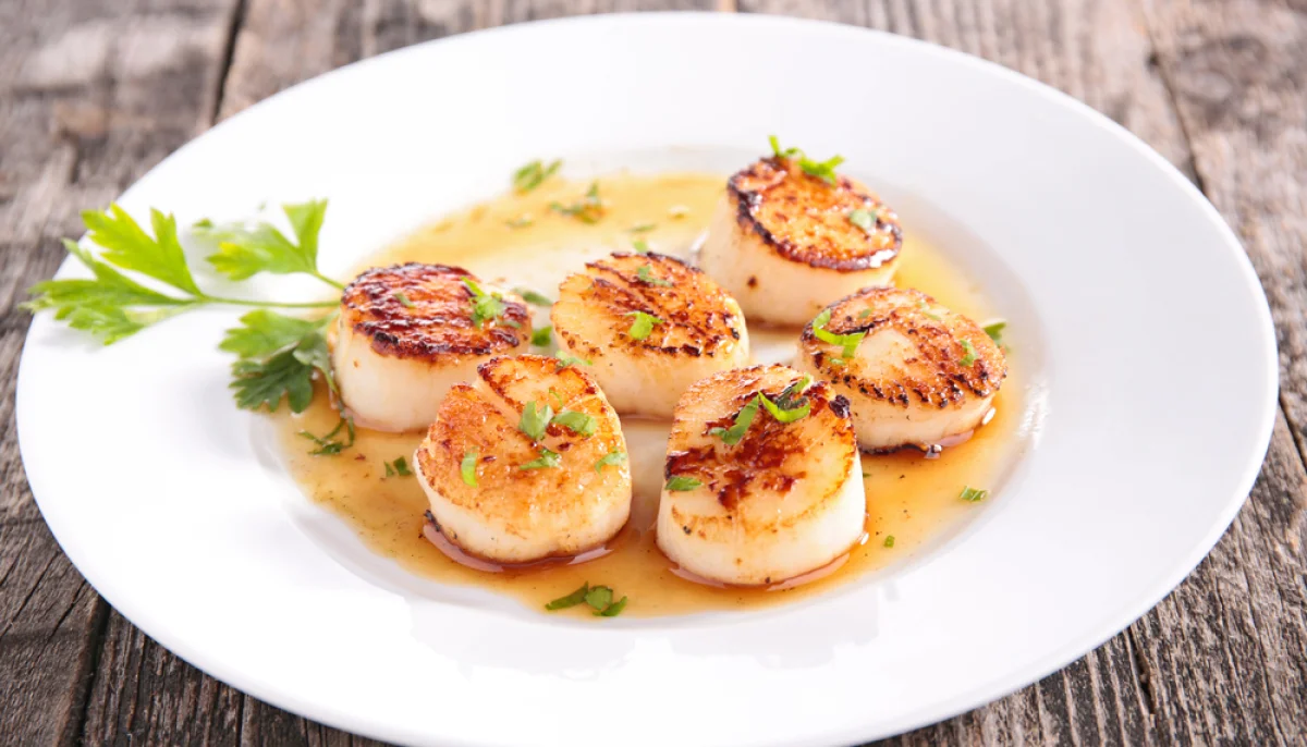 🐚 Noix de Saint-Jacques rôties au beurre citronné