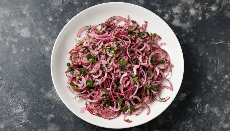 🧅Salade d’oignons rouges au sumac
