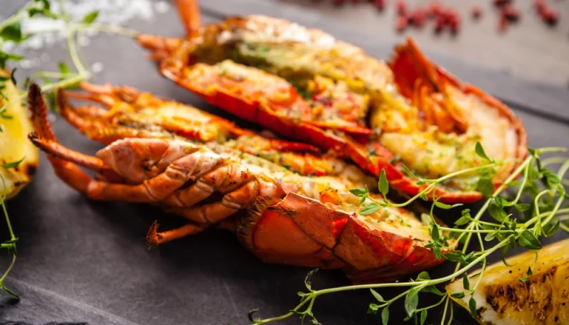 🦞Homard grillé au citron et herbes