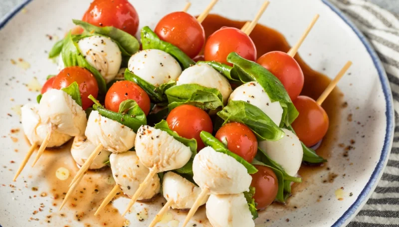 🍢Mini brochettes caprese au basilic