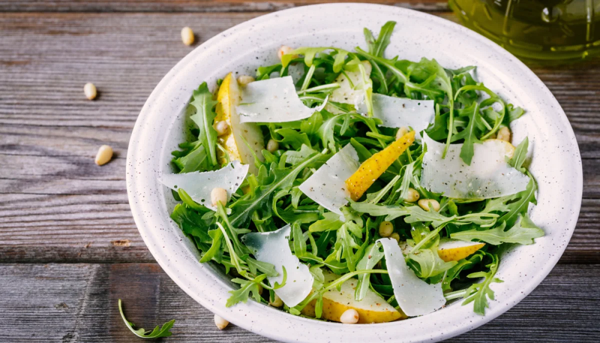 🥗Salade de roquette, parmesan et pignons