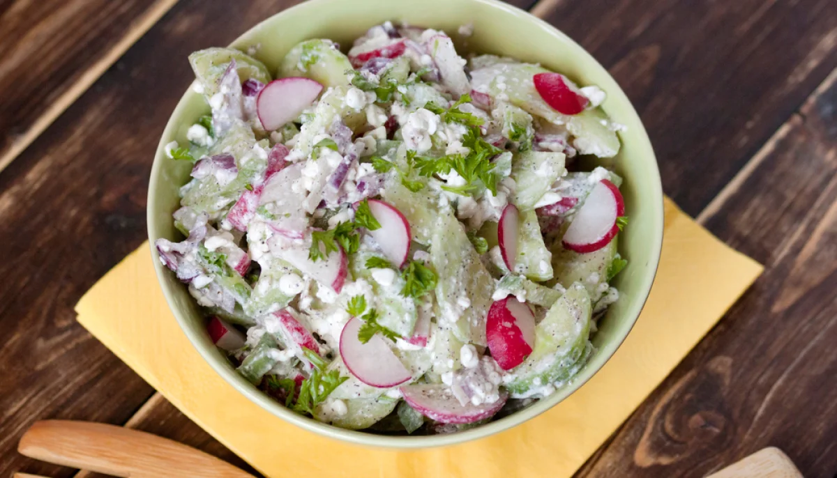 🥗Salade fraîche concombre, radis et fromage frais