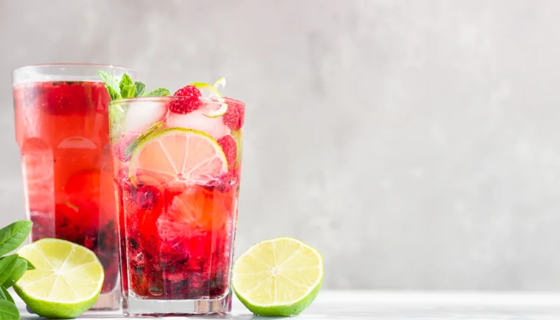 🥤 Boissons rafraîchissantes maison : 6 recettes sans sucre ajouté pour remplacer les sodas