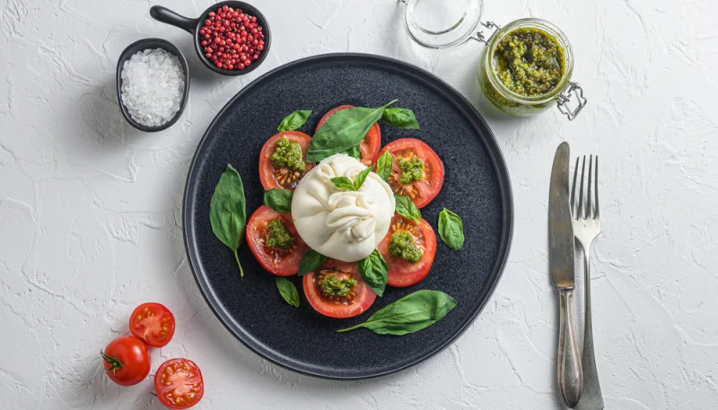 🥗Salade de tomates anciennes à la burrata