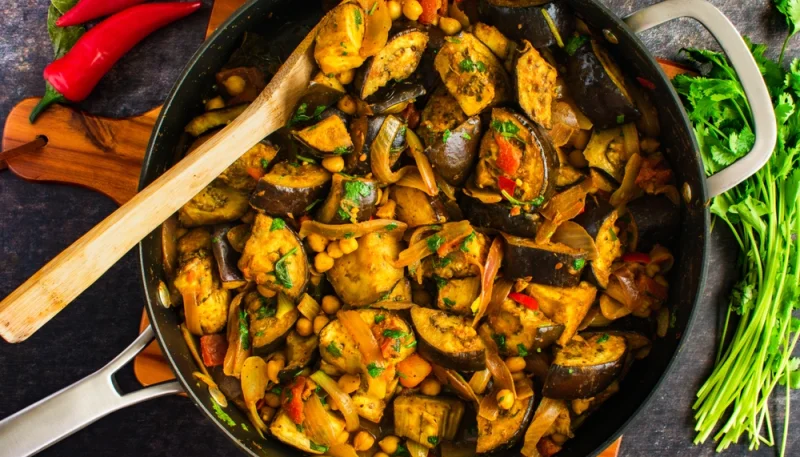🥘Poêlée d'aubergines, tomates et pois chiches