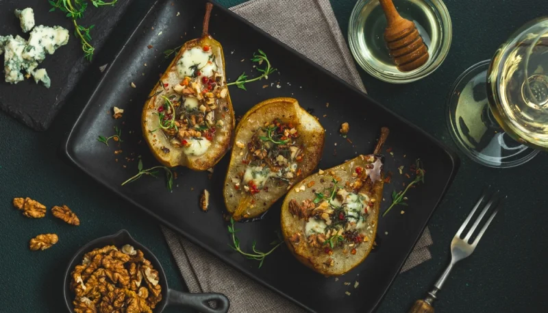 🍐Poires rôties au miel, noix et cannelle
