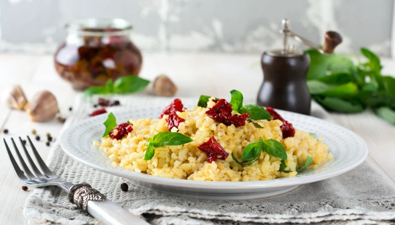 🥗Salade de boulgour aux tomates confites et pignons