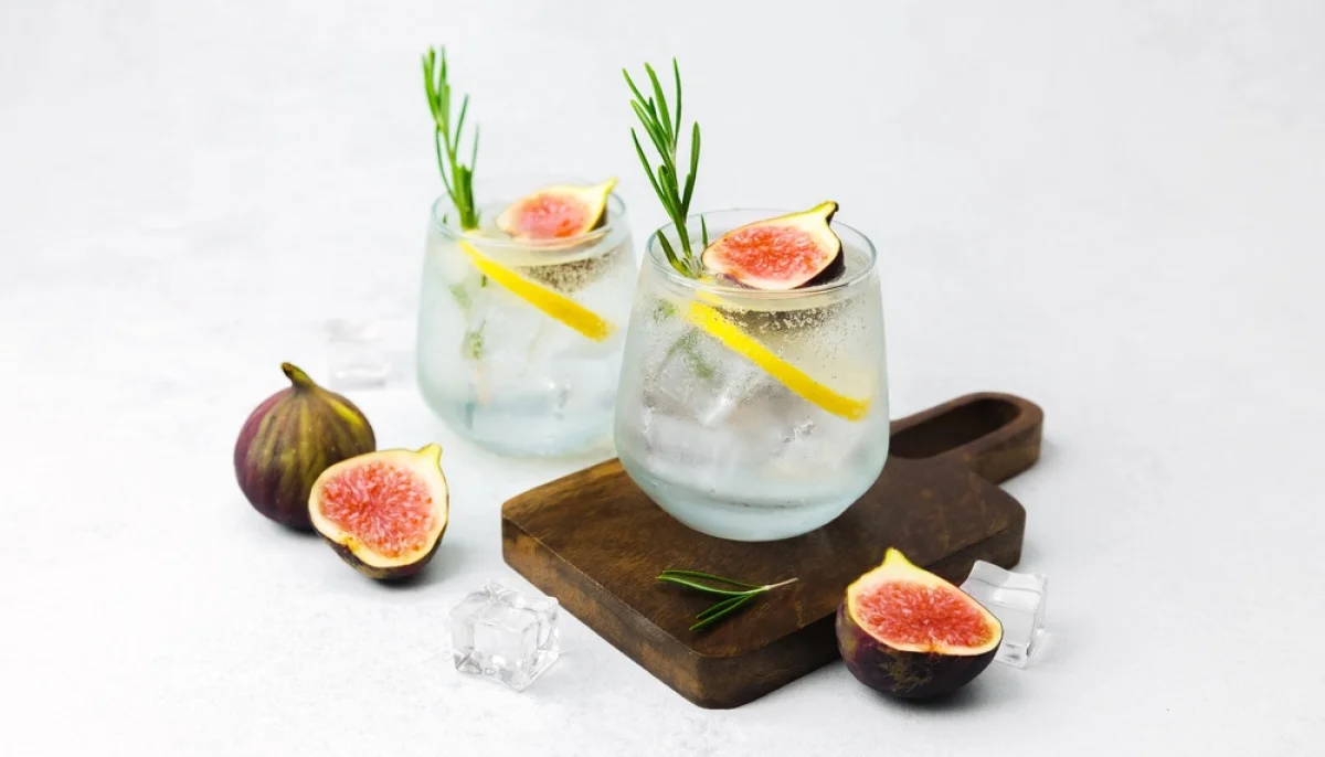 🍸 sans alcool aux figues, citron et romarin
