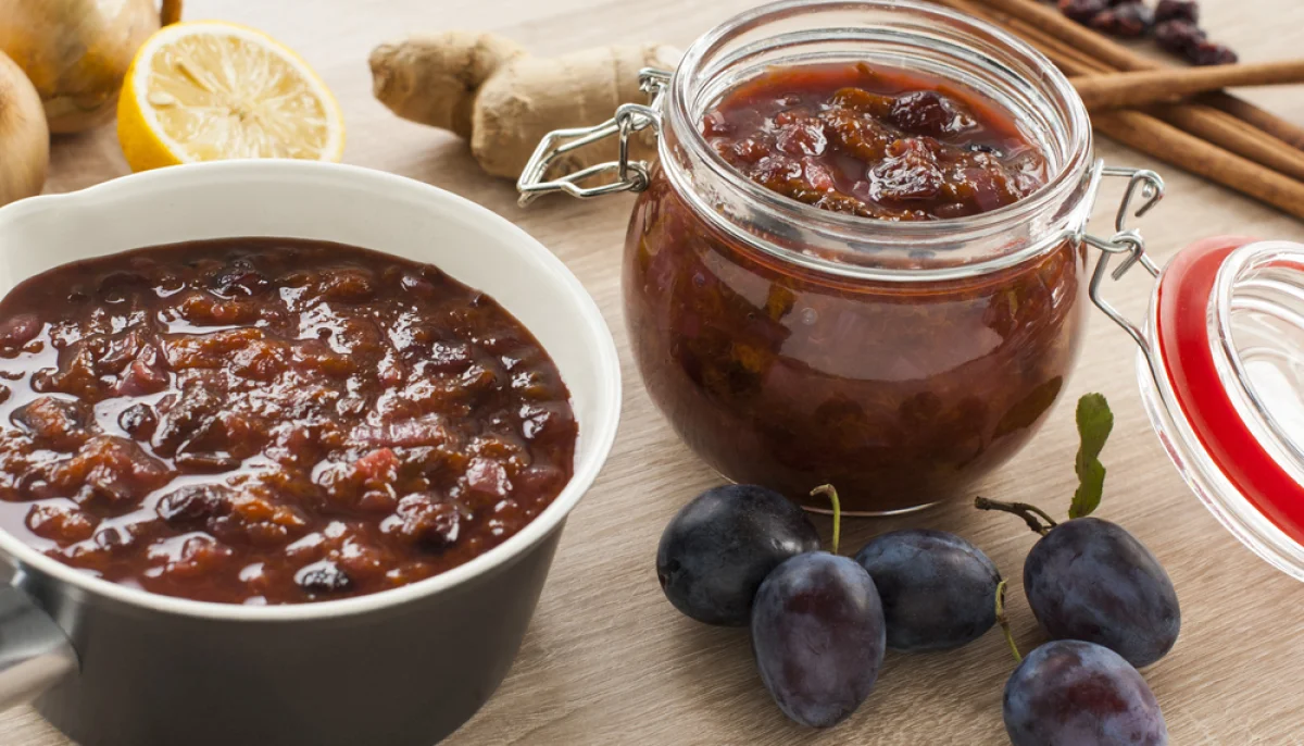 🥄Confiture de prunes au gingembre