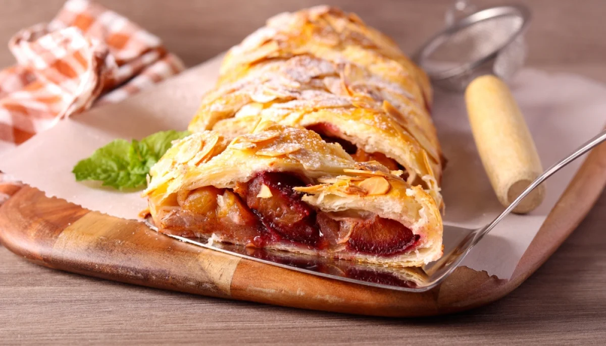 🥐Feuilletés aux prunes et amandes