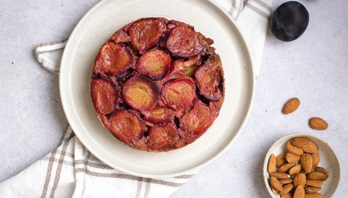 🍰Gâteau renversé aux prunes et caramel