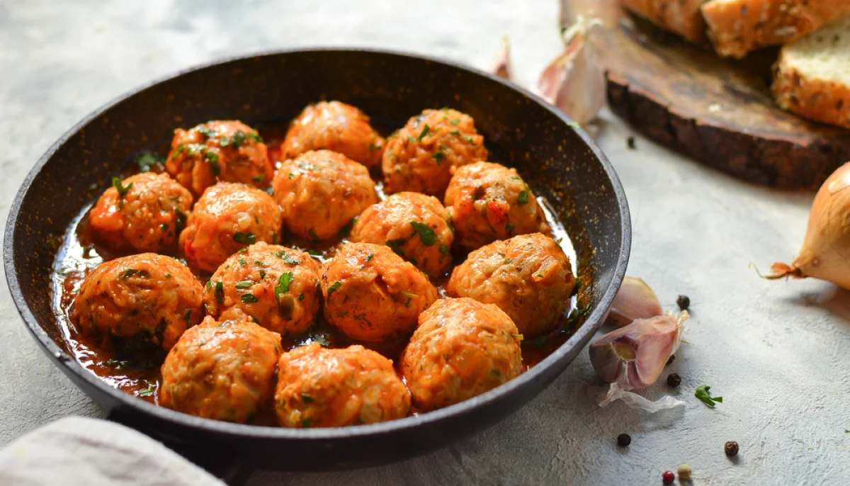 🎃Boulettes de poulet sauce tomate sanglante